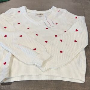 Lucky Brand White V-Neck Sweater w/ sewn Red Hearts ♥️ I have other sizes/colors